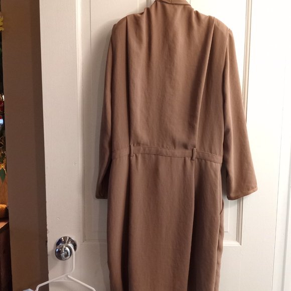 Aritzia Franco Wrap Dress size 2 - Picture 5 of 8